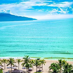 https://central-beach-hotel.dananghotels.net